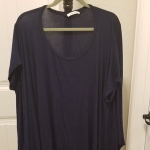 Oversized flowy top